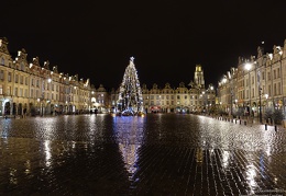 Grand-Place d'Arras et son Beffroi de nuit